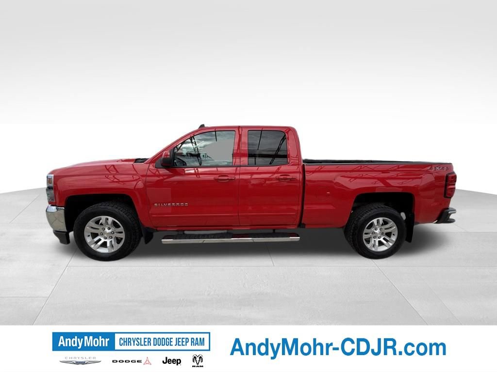 Used 2018 Chevrolet Silverado 1500 LT w/ All Star Edition AWD/4WD image 4