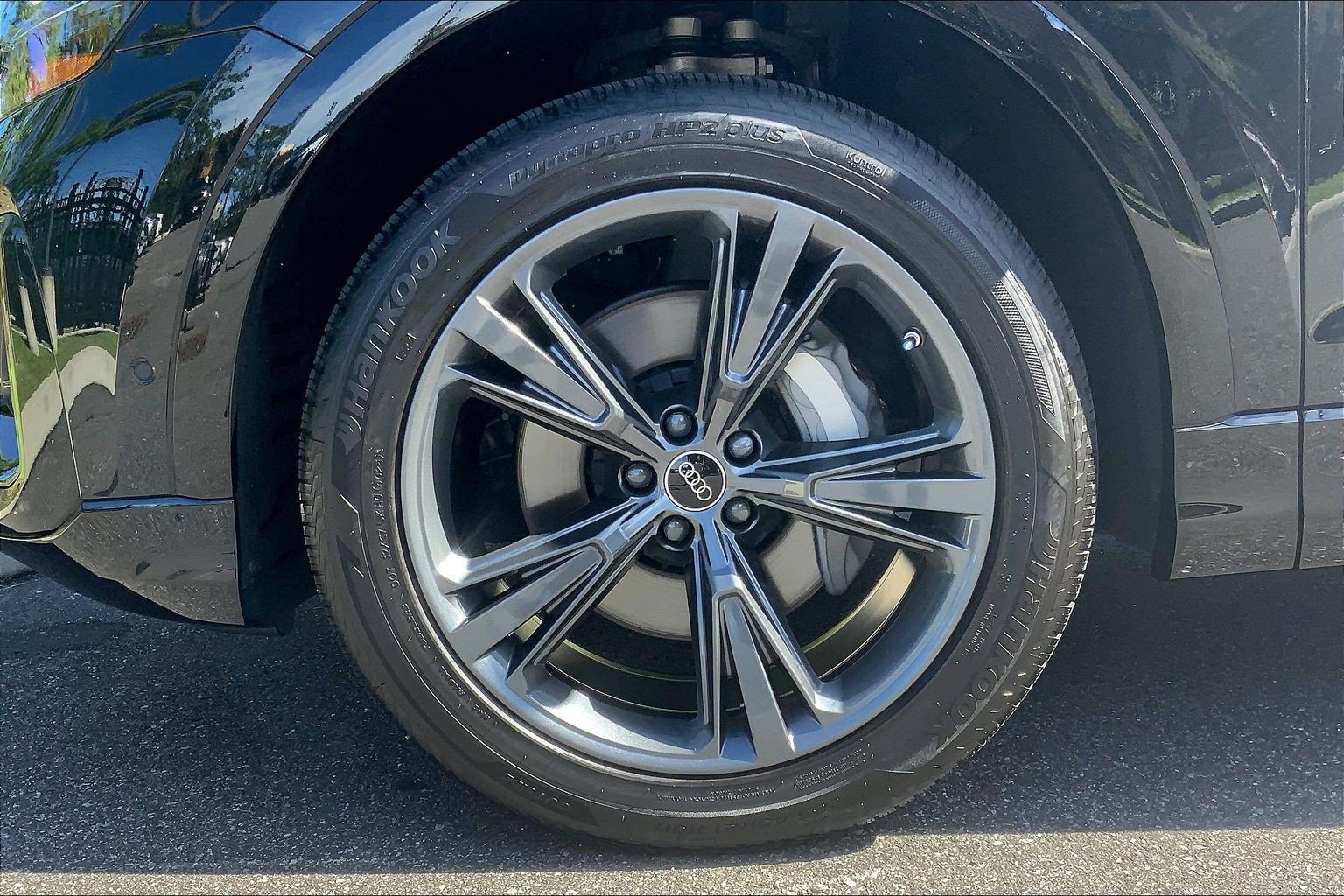 Used 2026 Audi Q8 Premium AWD/4WD image 10