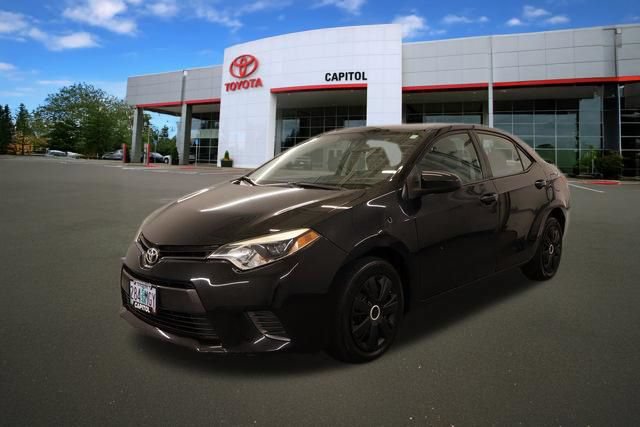 Used 2015 Toyota Corolla LE FWD image 6