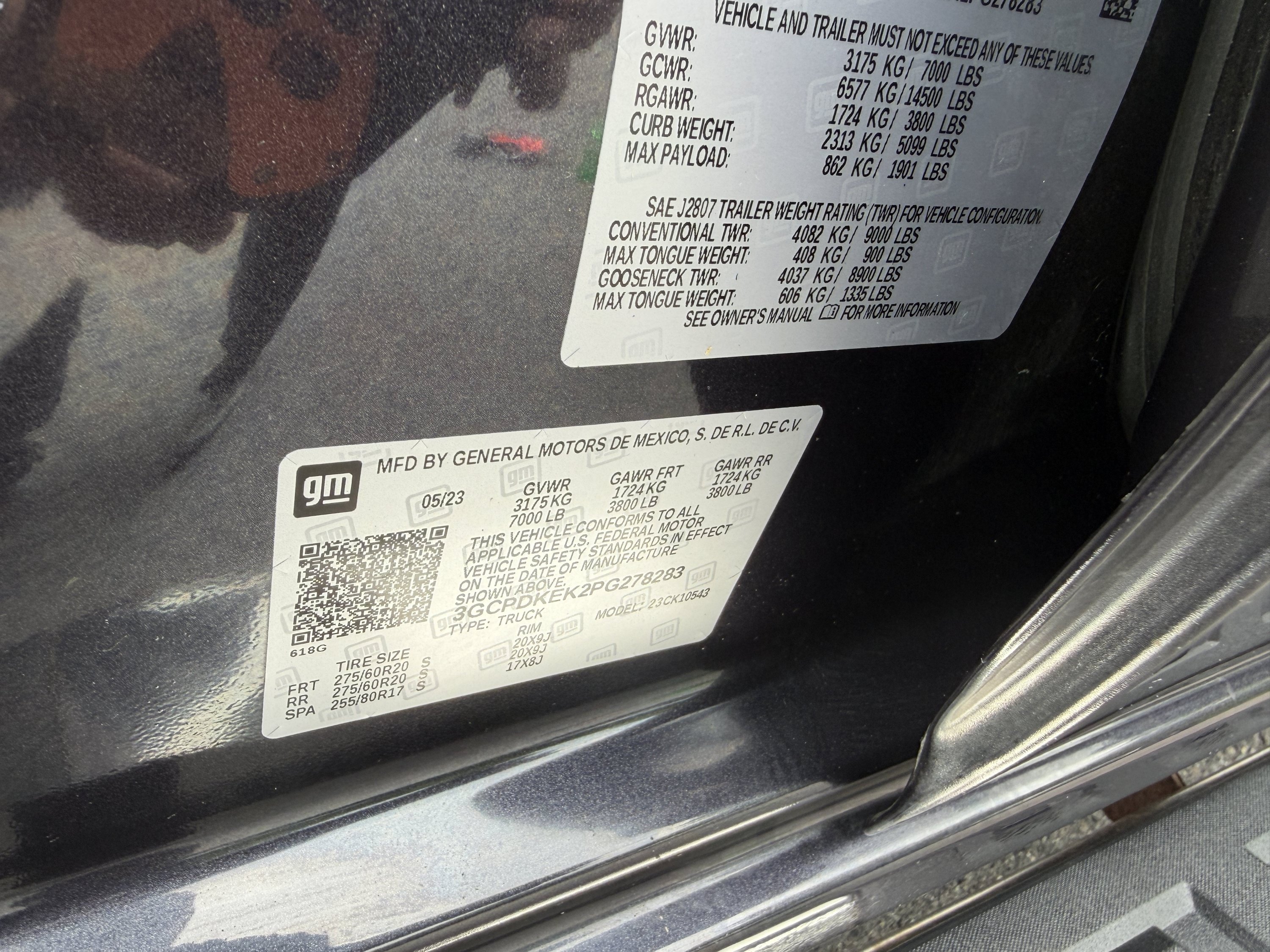 Used 2023 Chevrolet Silverado 1500 LT AWD/4WD image 30