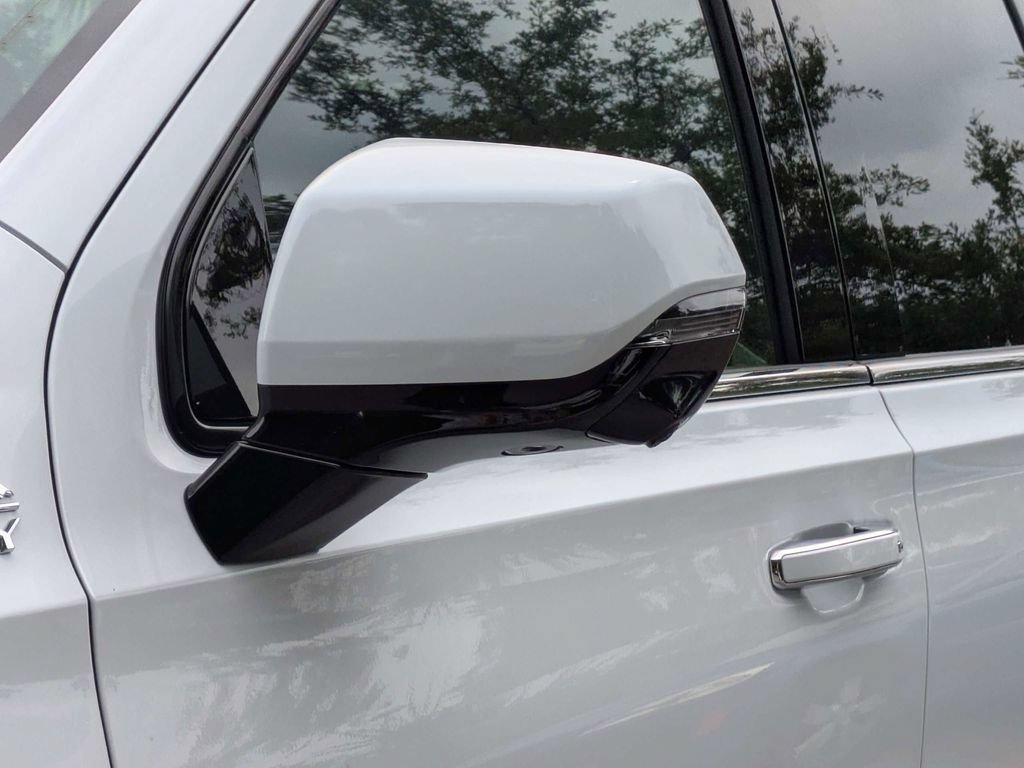 New 2026 Chevrolet Suburban High Country w/ Sun And Tow Package AWD/4WD image 12