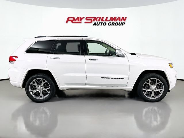 Used 2021 Jeep Grand Cherokee Overland AWD/4WD image 8