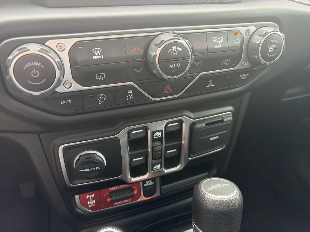Used 2021 Jeep Gladiator Mojave w/ Trailer Tow Package AWD/4WD image 22