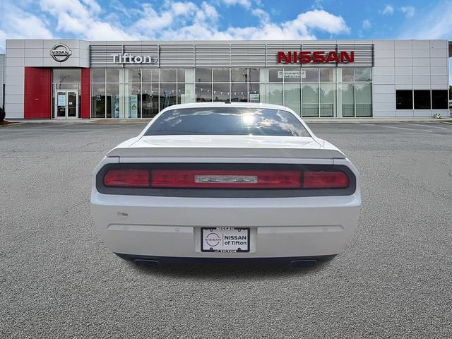 Used 2013 Dodge Challenger SXT Plus RWD image 6