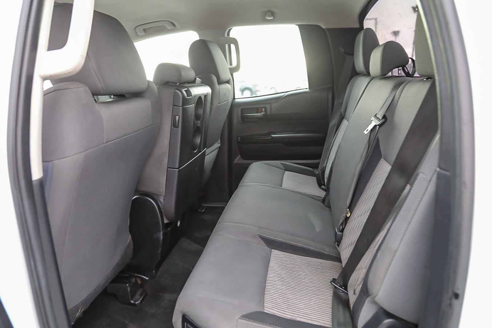 Used 2016 Toyota Tundra SR w/ Tow Package image 18