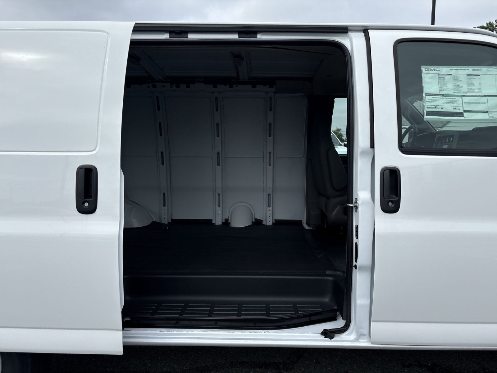 New 2026 GMC Savana 2500 w/ Driver Convenience Package RWD image 26