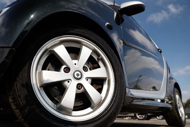 Used 2013 smart fortwo passion w/ Cruise Control Pkg image 30