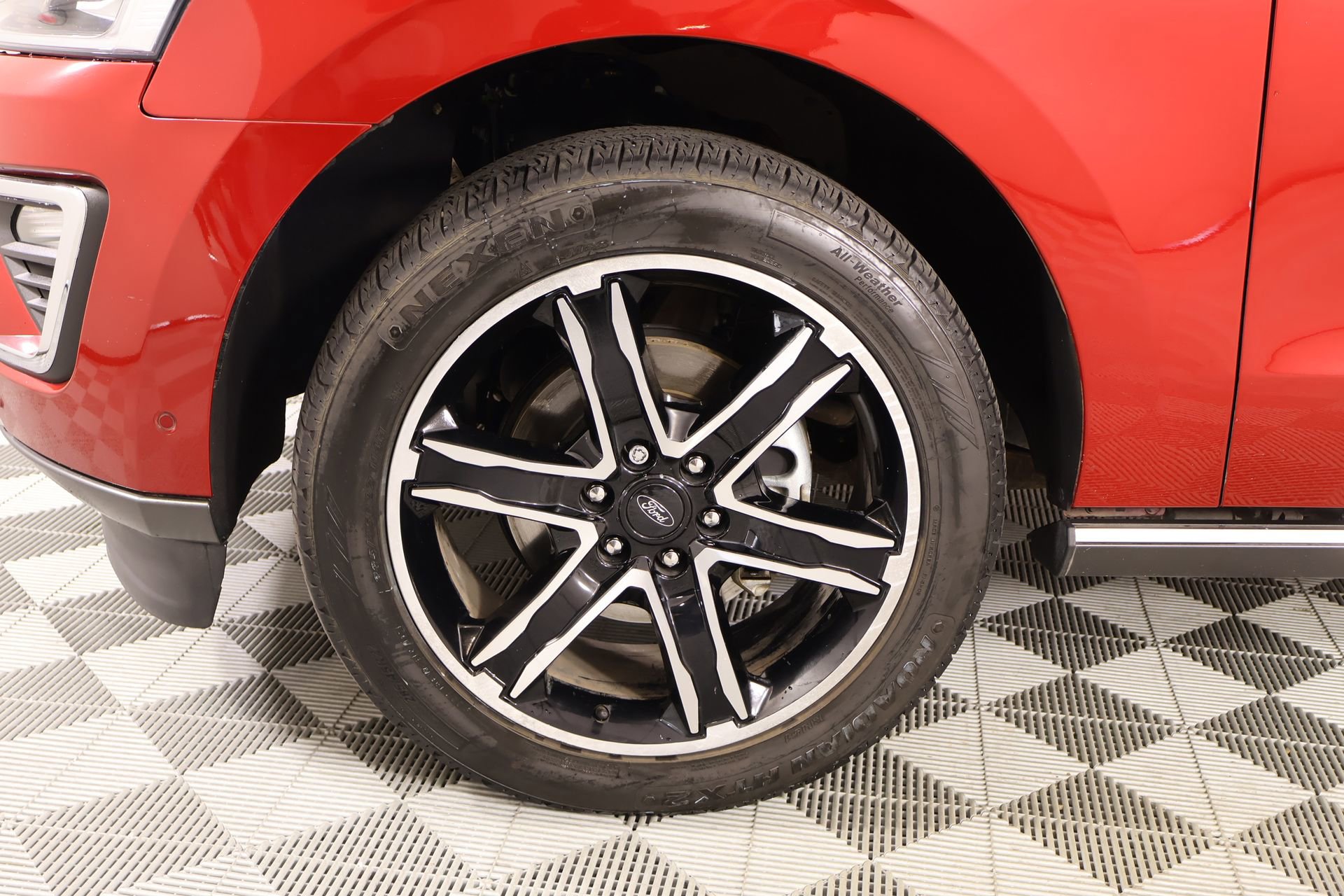 Used 2021 Ford Expedition Max Limited image 20