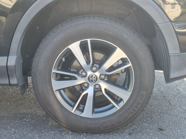 Used 2017 Toyota RAV4 XLE w/ All Weather Liner Package FWD image 19