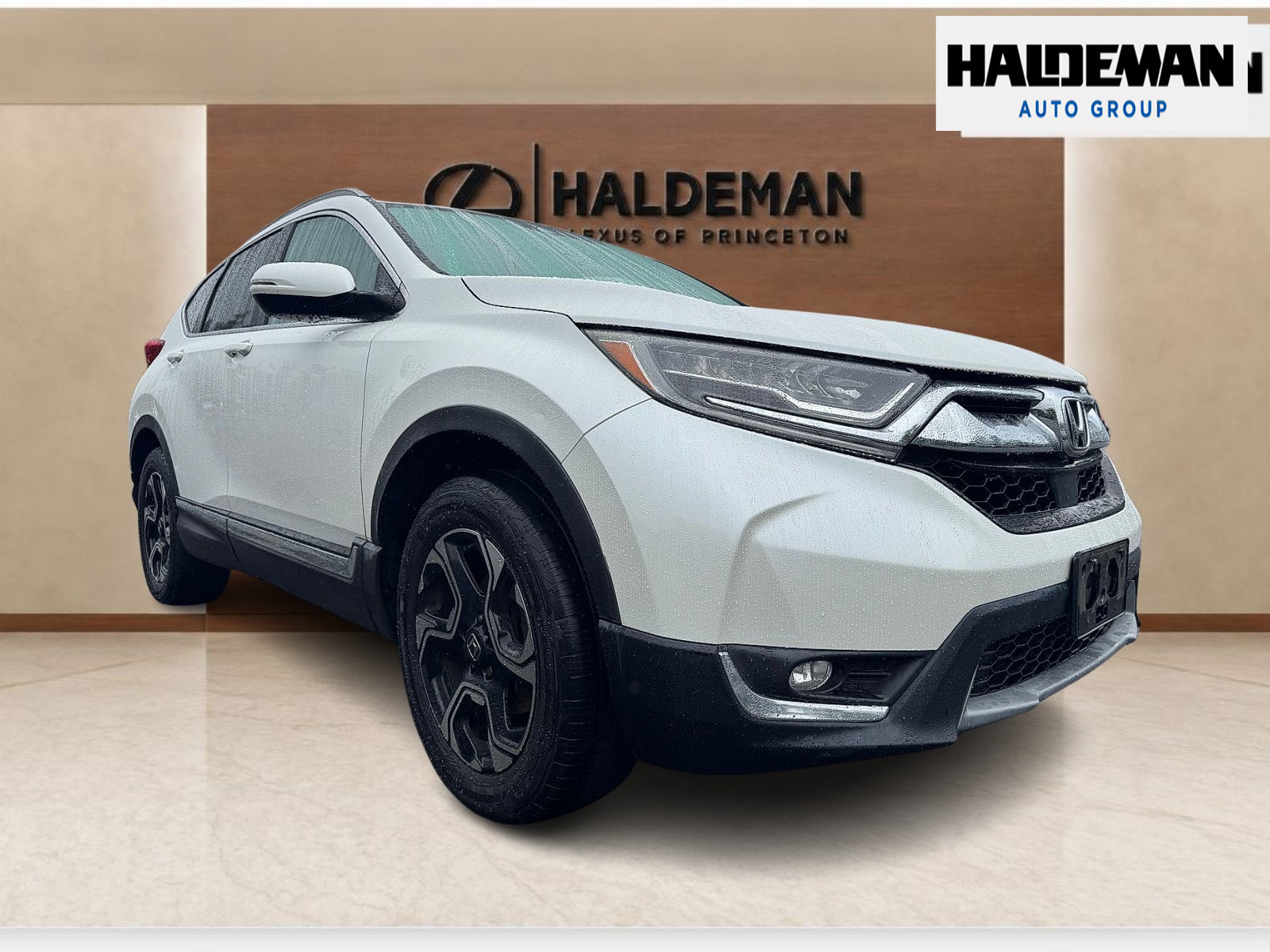 Used 2017 Honda CR-V Touring image 1