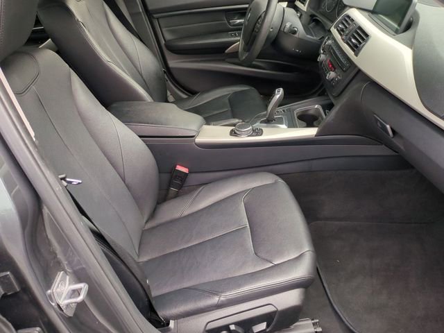 Used 2015 BMW 320i xDrive Sedan AWD/4WD image 29