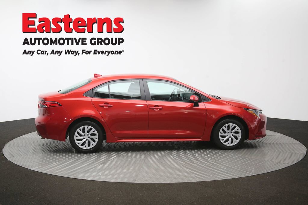Used 2020 Toyota Corolla LE FWD image 43