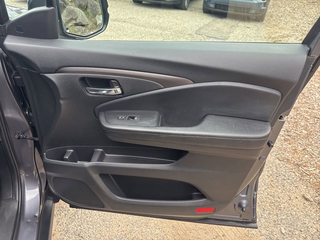 Used 2019 Honda Pilot EX-L image 19