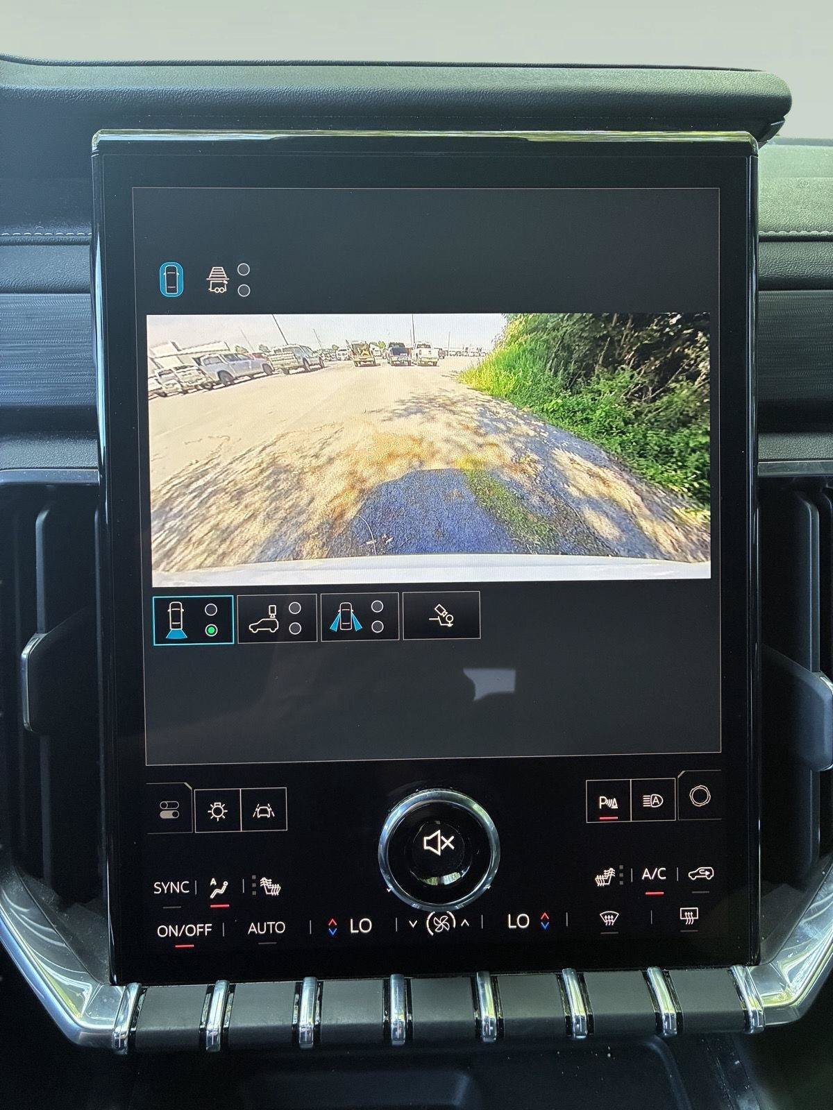 Used 2025 GMC Acadia Elevation AWD/4WD image 61