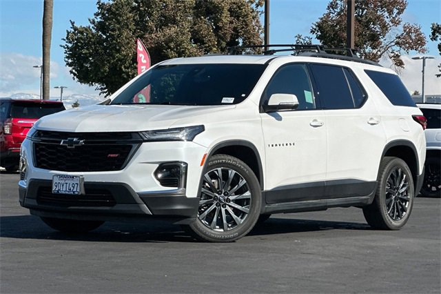 Used 2023 Chevrolet Traverse RS w/ LPO, 'HIT The Road' Package image 8