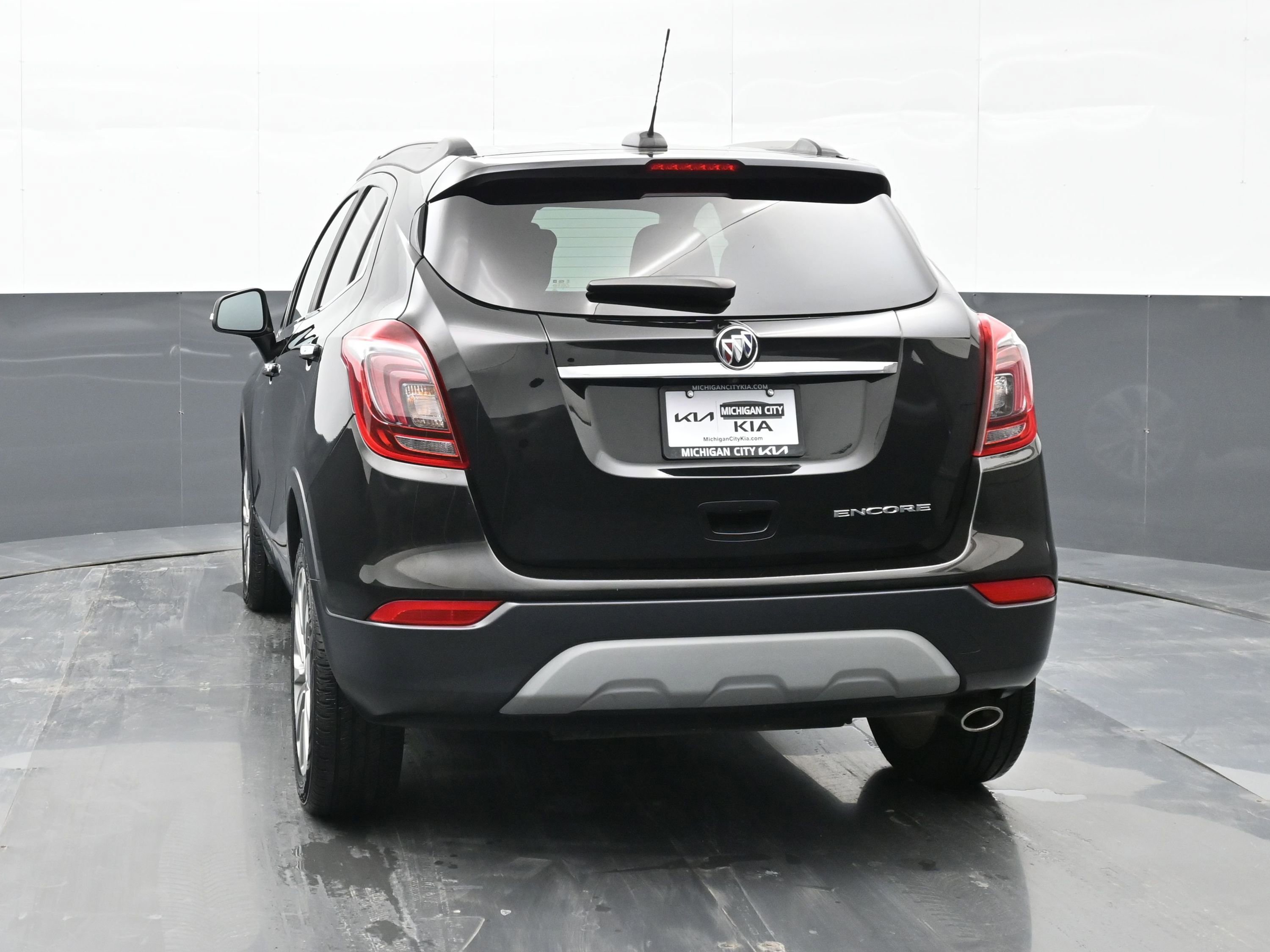 Used 2019 Buick Encore Preferred image 7