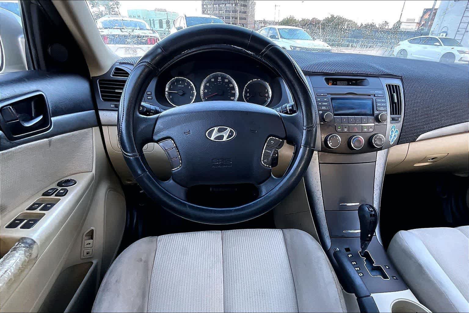 Used 2010 Hyundai Sonata GLS FWD image 14
