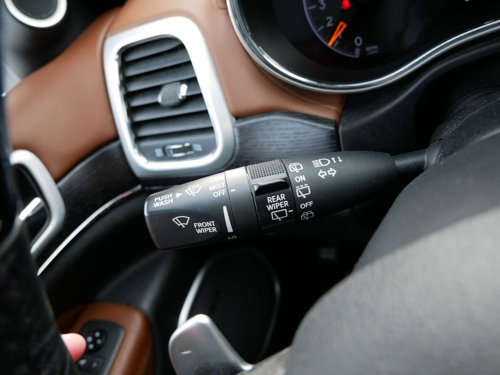 Used 2018 Jeep Grand Cherokee Summit image 25