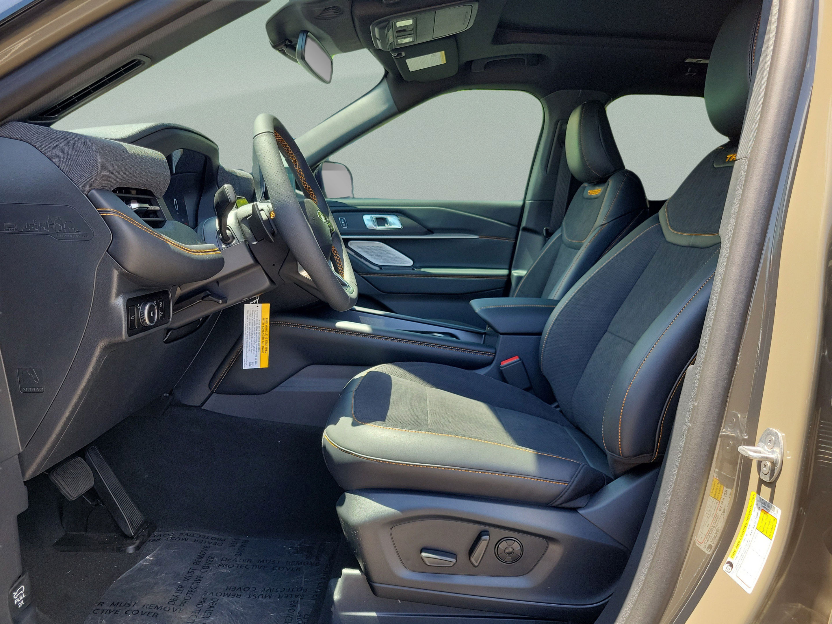 New 2026 Ford Explorer Tremor w/ Tremor Ultimate Package AWD/4WD image 17