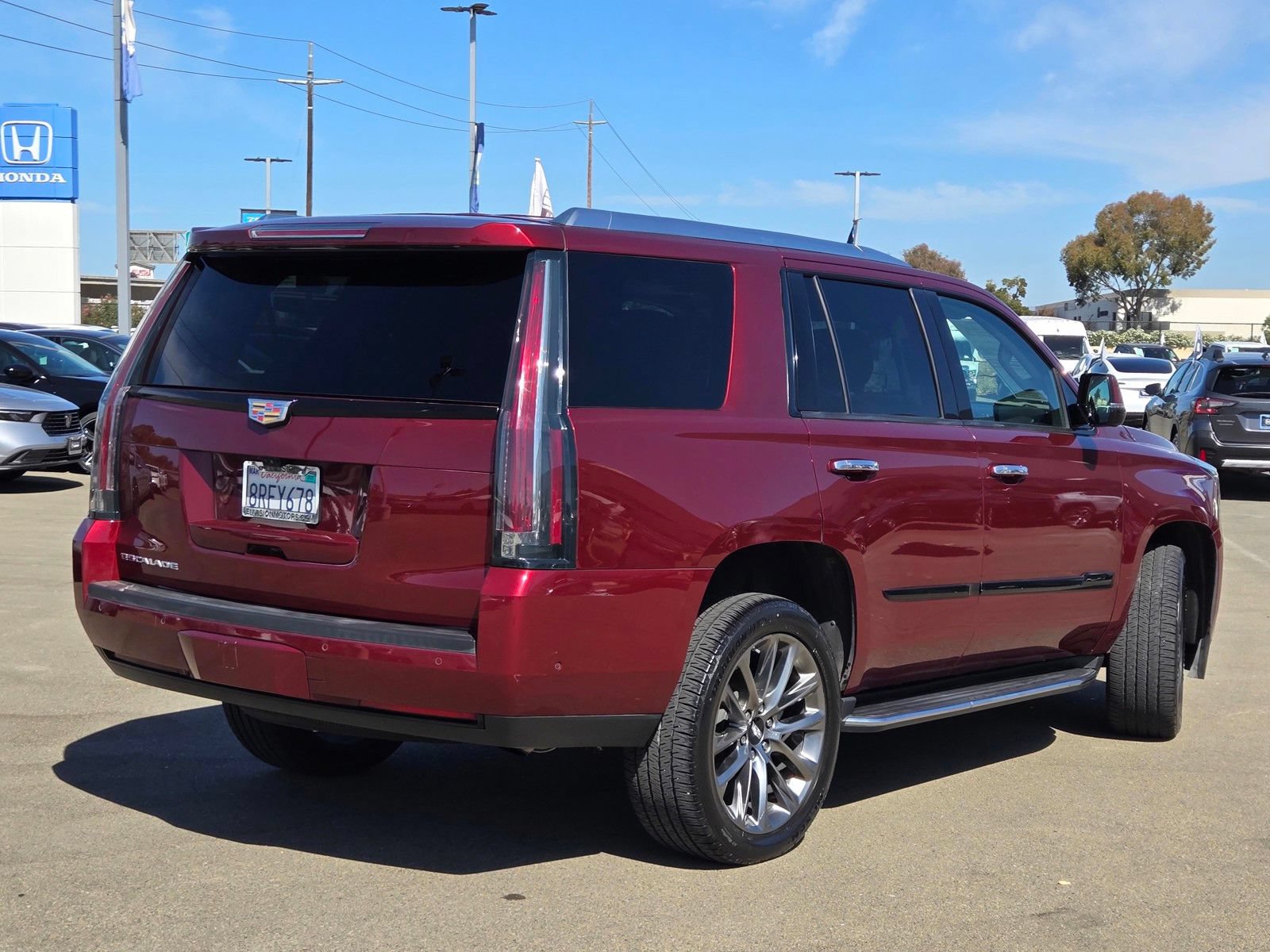 Used 2020 Cadillac Escalade Luxury w/ Escalade Sport Edition RWD image 7
