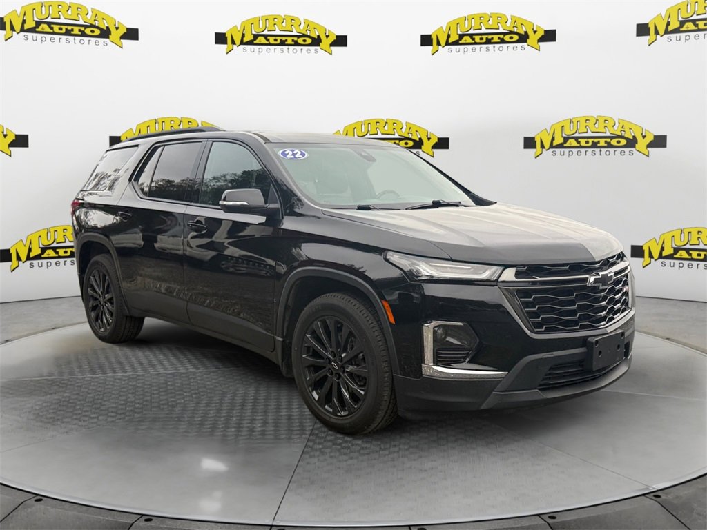 Used 2022 Chevrolet Traverse RS w/ LPO, Floor Liner Package image 7