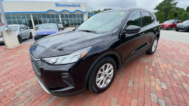 Used 2023 Ford Escape Active FWD image 5