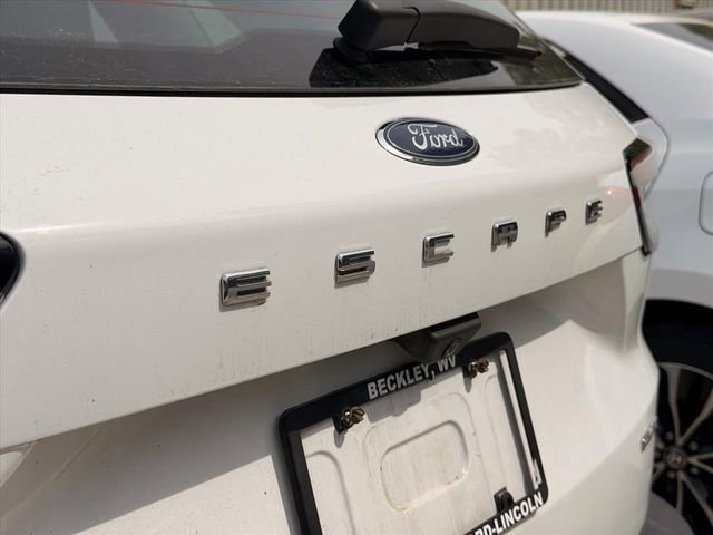 Used 2022 Ford Escape S AWD/4WD image 11