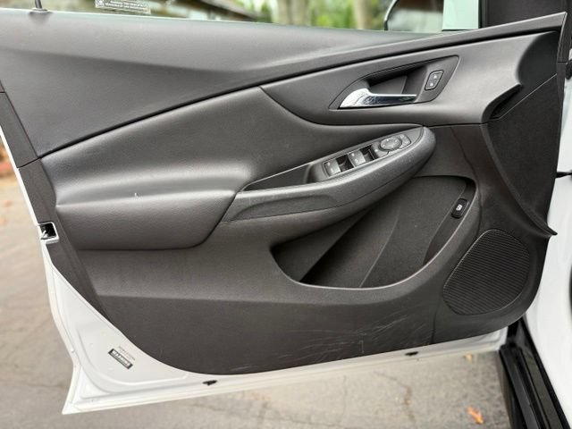 Used 2018 Chevrolet Volt LT FWD image 10