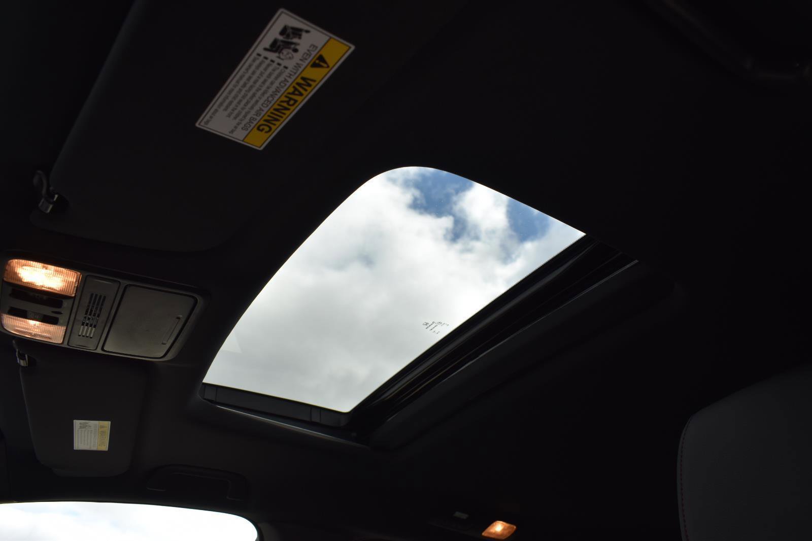Used 2025 Honda Odyssey Sport-L image 11