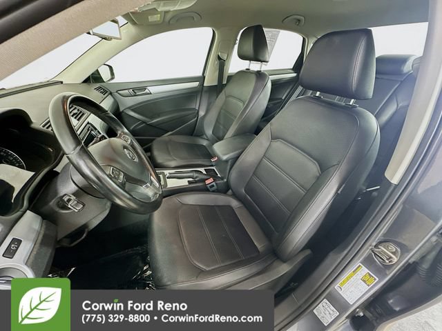 Used 2013 Volkswagen Passat 2.5 SE FWD image 19