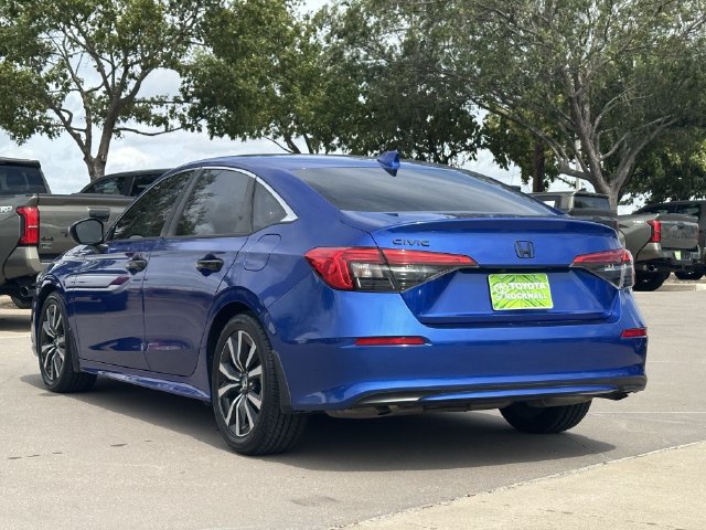 Used 2022 Honda Civic EX image 3