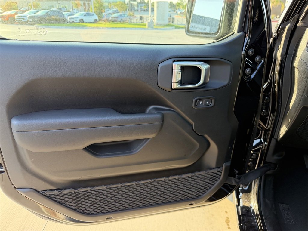 New 2026 Jeep Gladiator Sport image 16