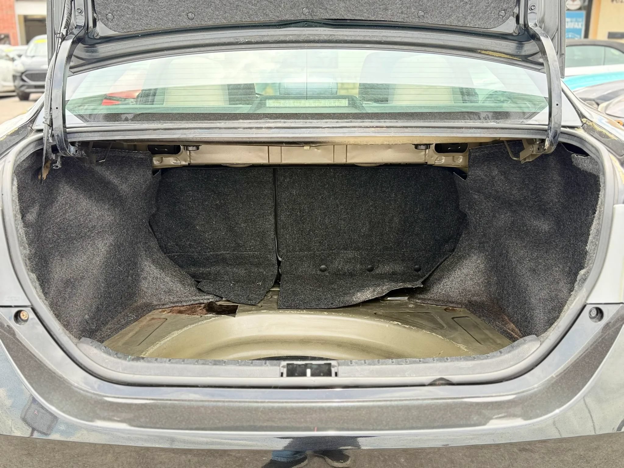 Used 2017 Toyota Corolla LE FWD image 37