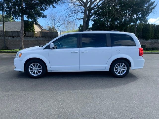 Used 2019 Dodge Grand Caravan SXT image 2