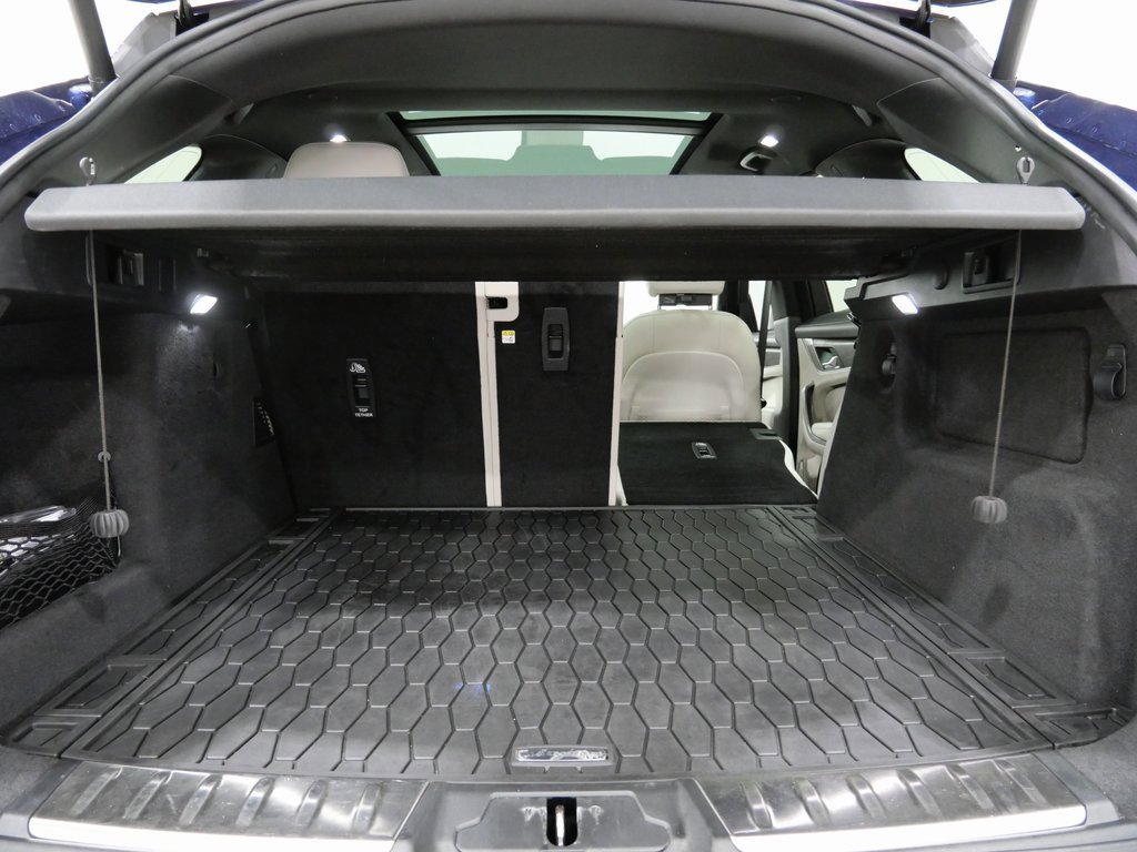 Used 2022 Jaguar F-PACE S image 27