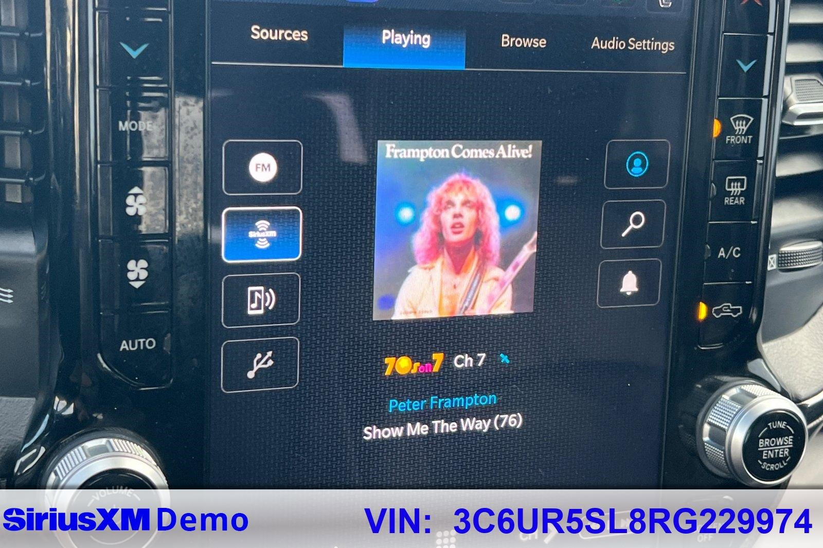 Used 2024 RAM 2500 Limited image 30