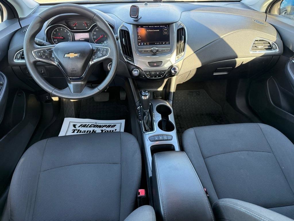 Used 2019 Chevrolet Cruze LT w/ Convenience Package image 11
