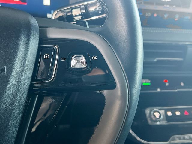 Used 2023 Lincoln Corsair Reserve w/ Equipment Group 201A FWD image 18