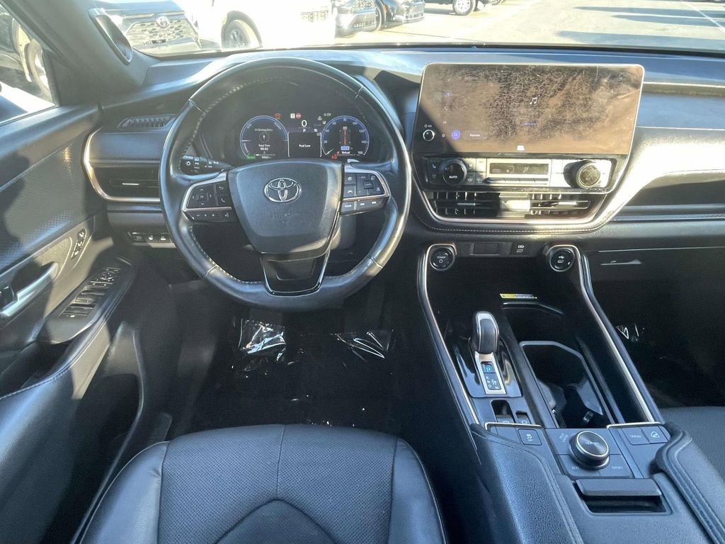 Used 2024 Toyota Grand Highlander AWD Hybrid image 23