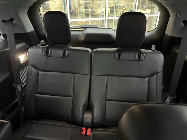 Used 2022 Ford Explorer XLT w/ Equipment Group 202A image 14