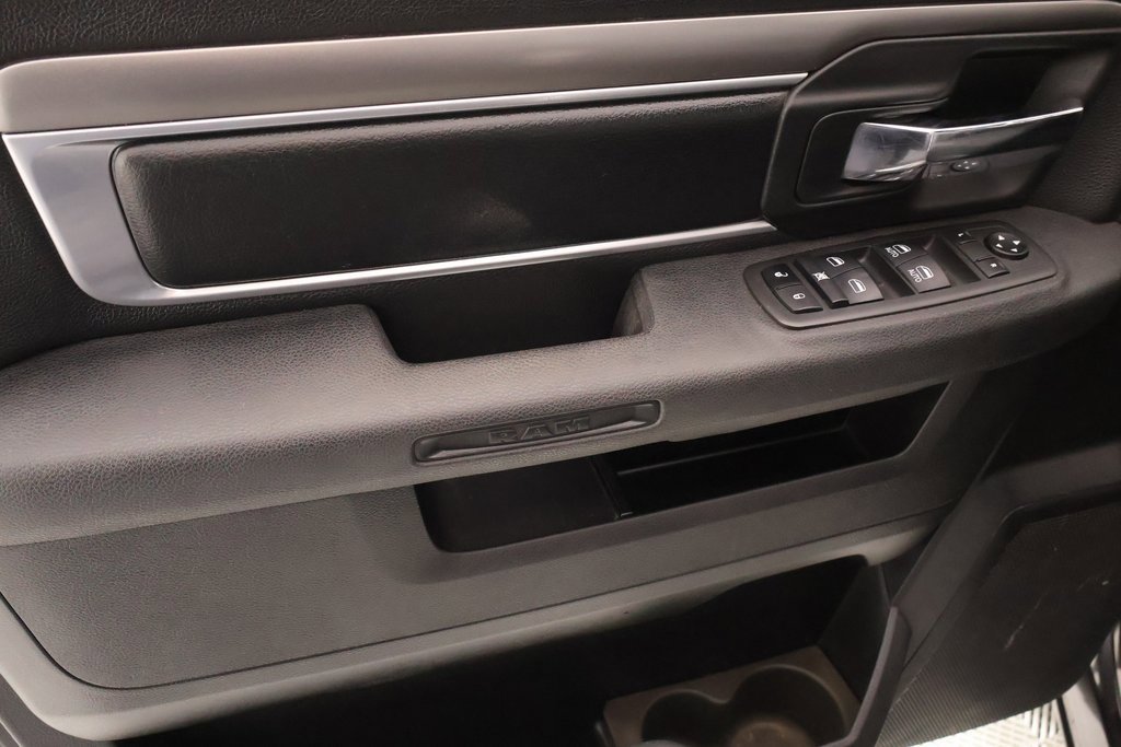 Used 2021 RAM 1500 Classic Warlock image 14