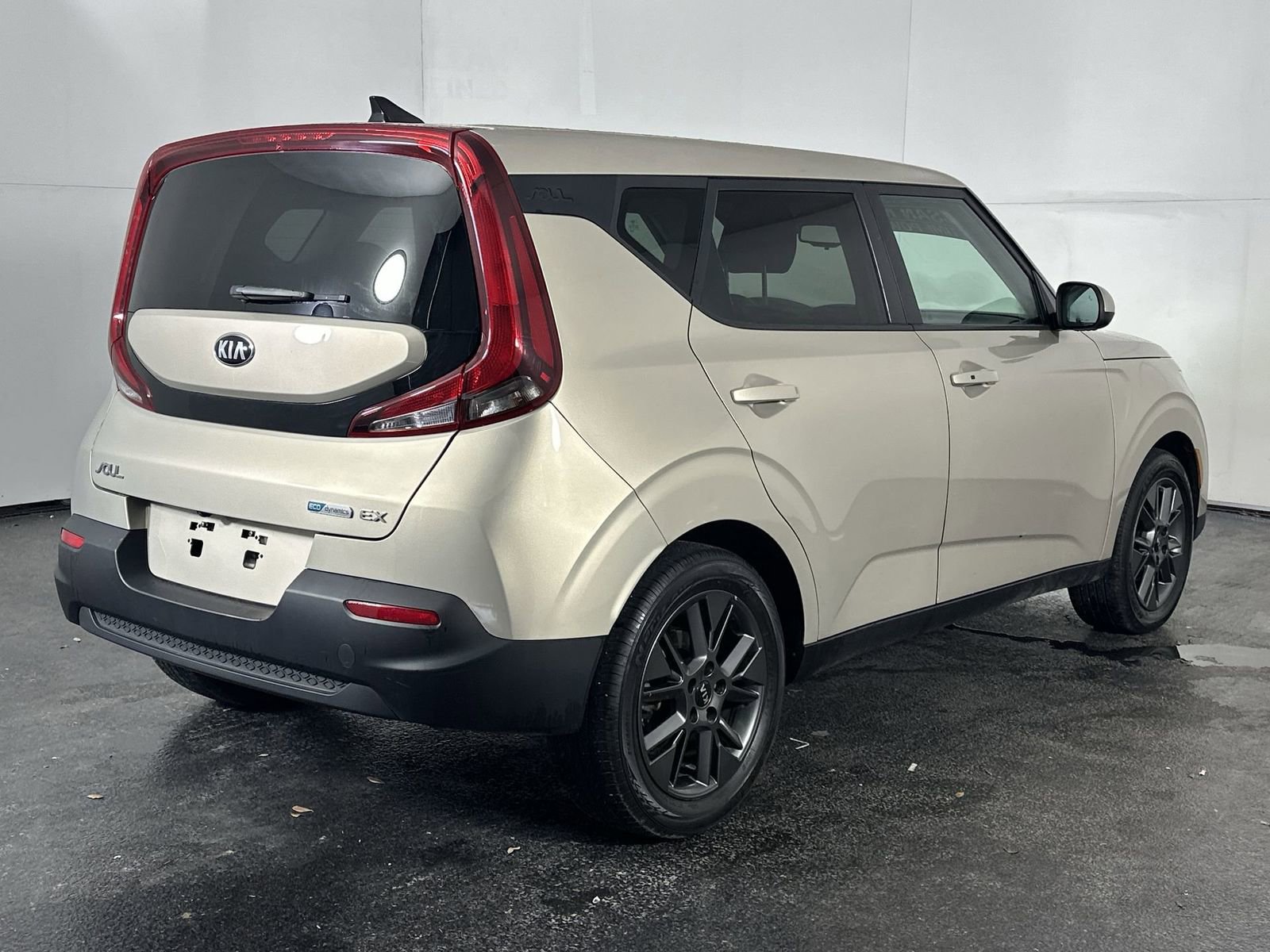 Used 2020 Kia Soul EX image 11