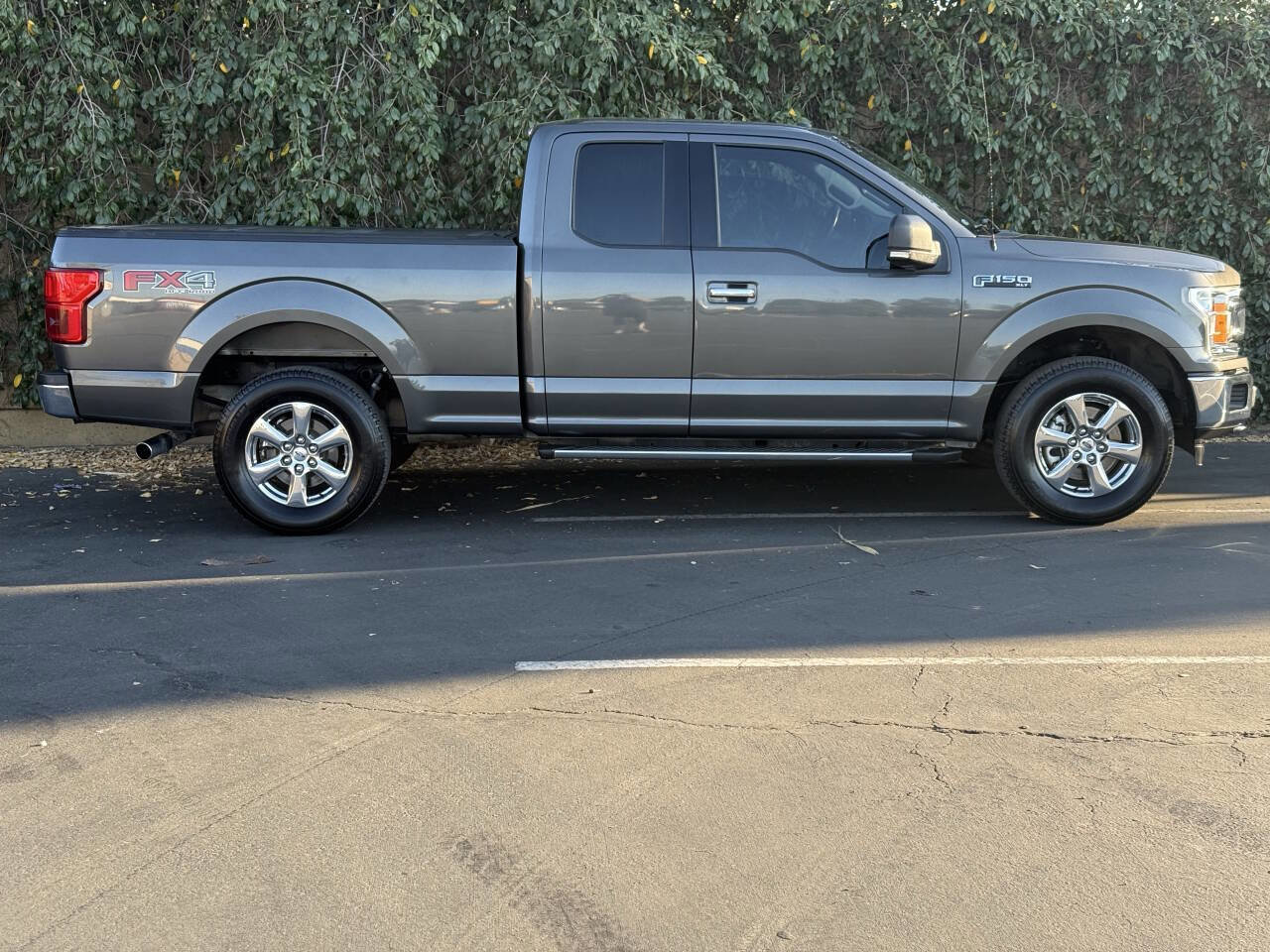 Used 2018 Ford F150 XLT w/ Equipment Group 302A Luxury image 7
