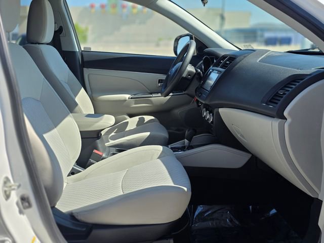 Used 2018 Mitsubishi Outlander Sport ES FWD image 9