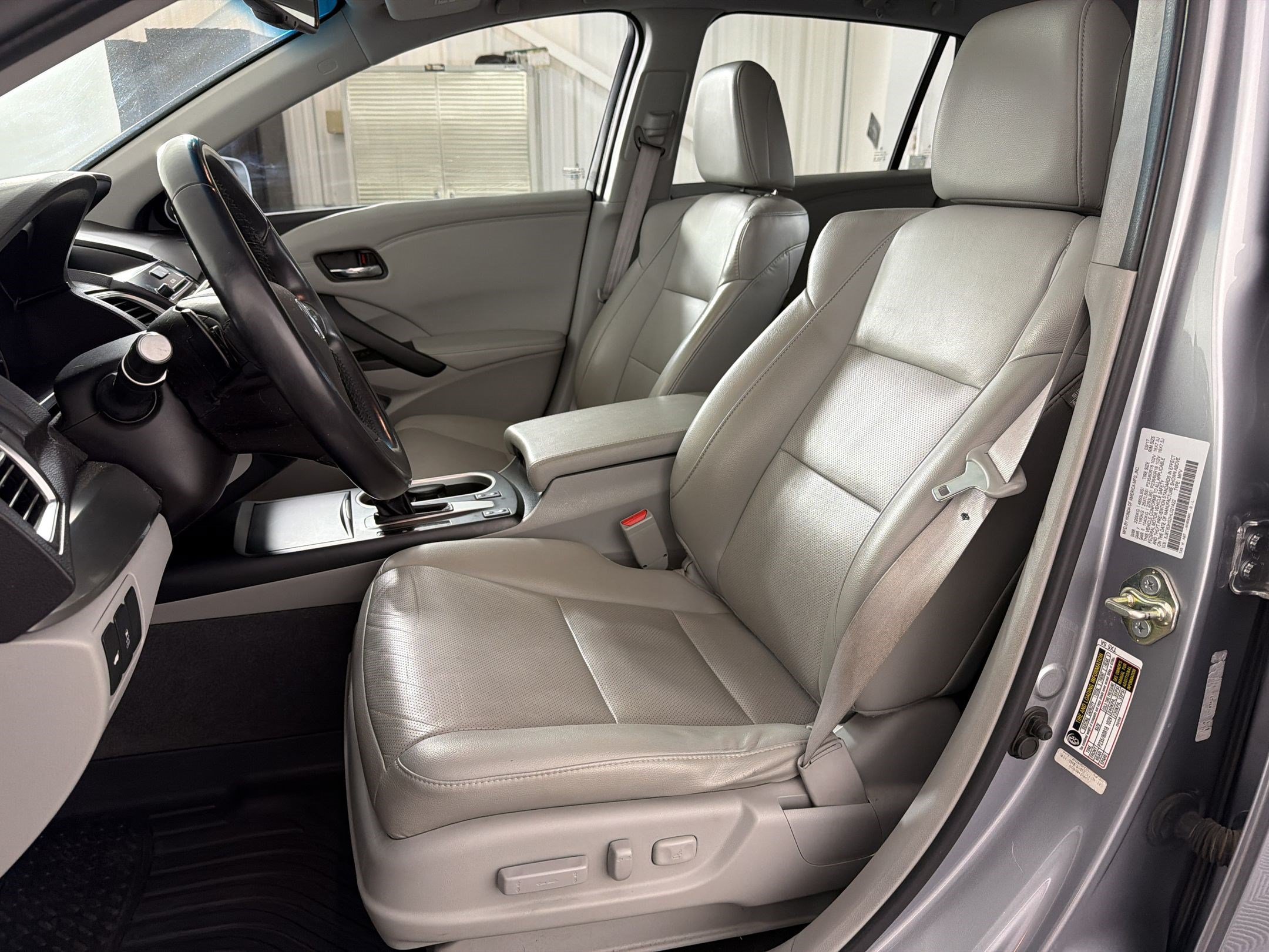 Used 2017 Acura RDX FWD w/ Technology Package image 5