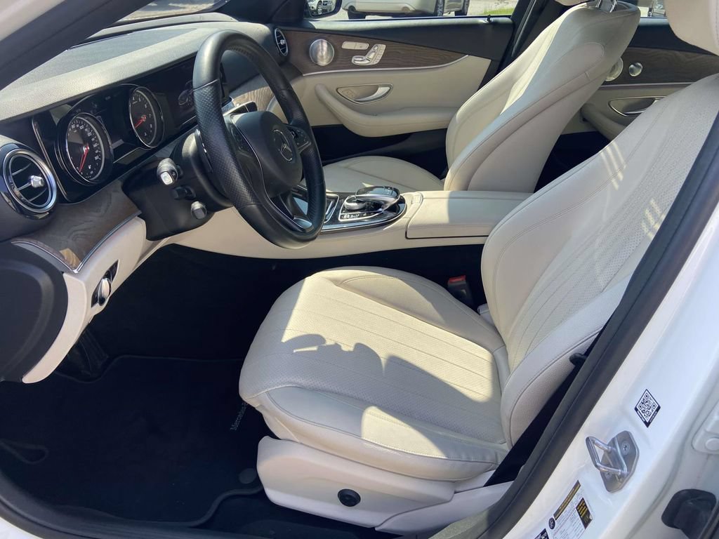Used 2017 Mercedes-Benz E 300 4MATIC image 18