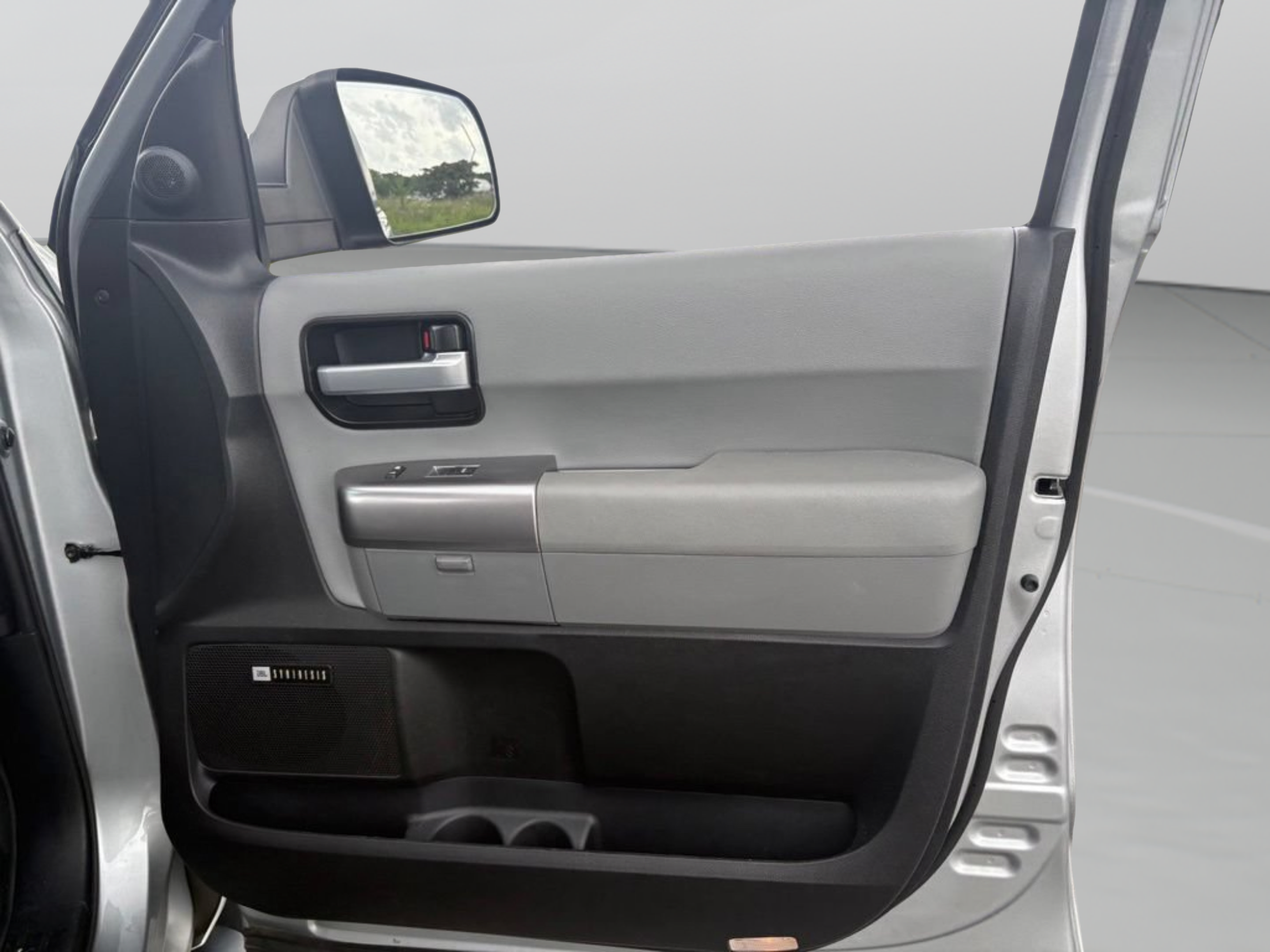 Certified 2021 Toyota Sequoia Limited w/ Safety & Convenience Package AWD/4WD image 32