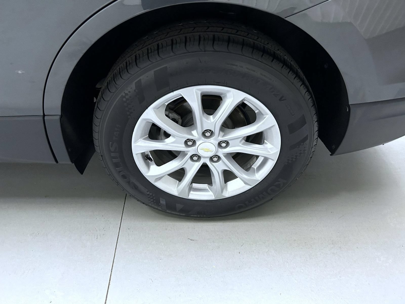Used 2019 Chevrolet Equinox LS w/ LS Convenience Package AWD/4WD image 22