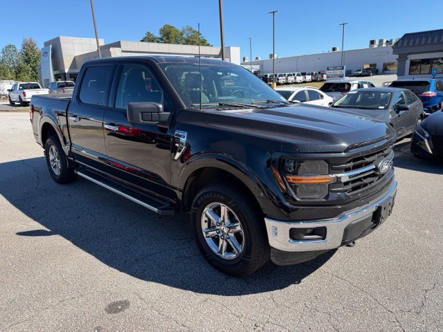 Used 2025 Ford F150 XLT w/ Equipment Group 301A Standard AWD/4WD image 2