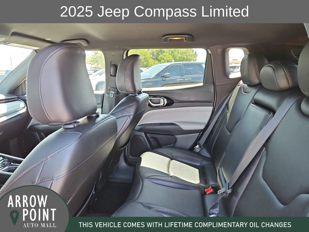 Used 2025 Jeep Compass Limited AWD/4WD image 18